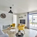 Pour 8 Dans Avec Piscine Chauffee *