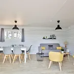 Pour 8 Dans Avec Piscine Chauffee *