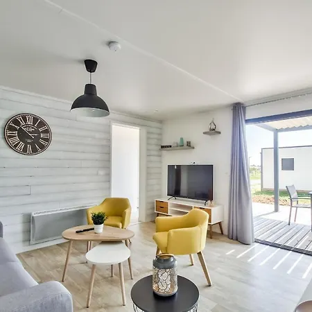 Pour 8 Dans Avec Piscine Chauffee *