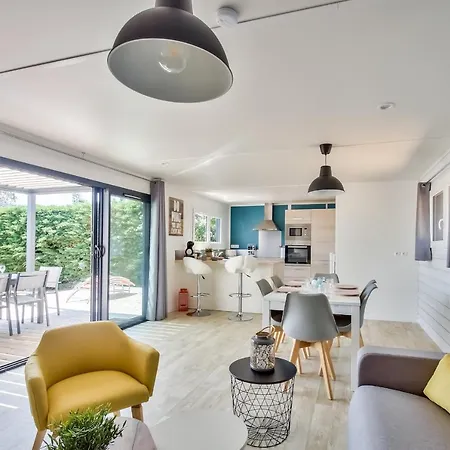 Pour 8 Dans Avec Piscine Chauffee *