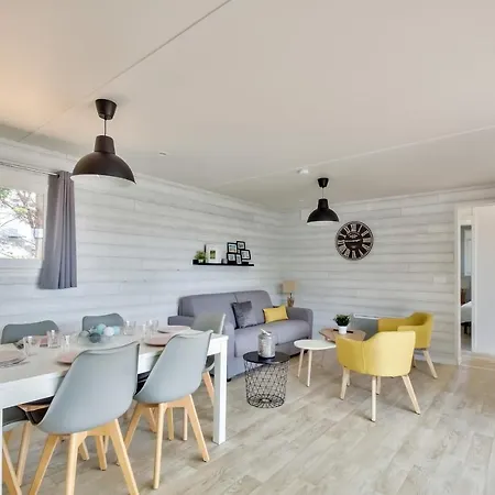 Pour 8 Dans Avec Piscine Chauffee 木屋 *