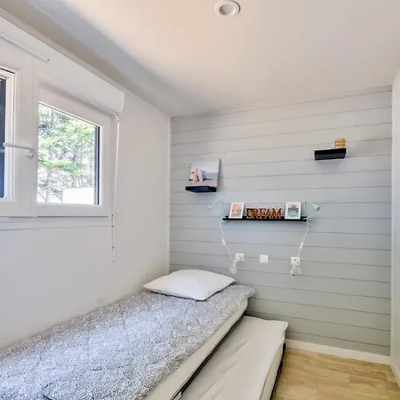 Pour 8 Dans Avec Piscine Chauffee