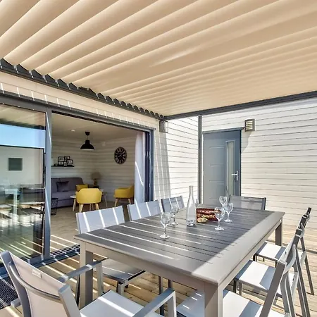 Pour 8 Dans Avec Piscine Chauffee