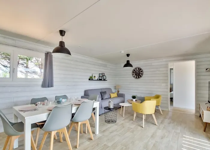 Pour 8 Dans Avec Piscine Chauffee Horská chata *